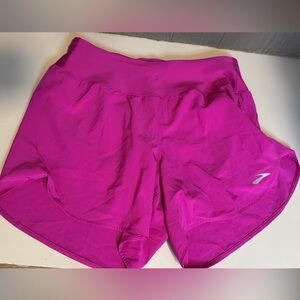 Brooks Running Shorts Magenta Pink Women’s Medium